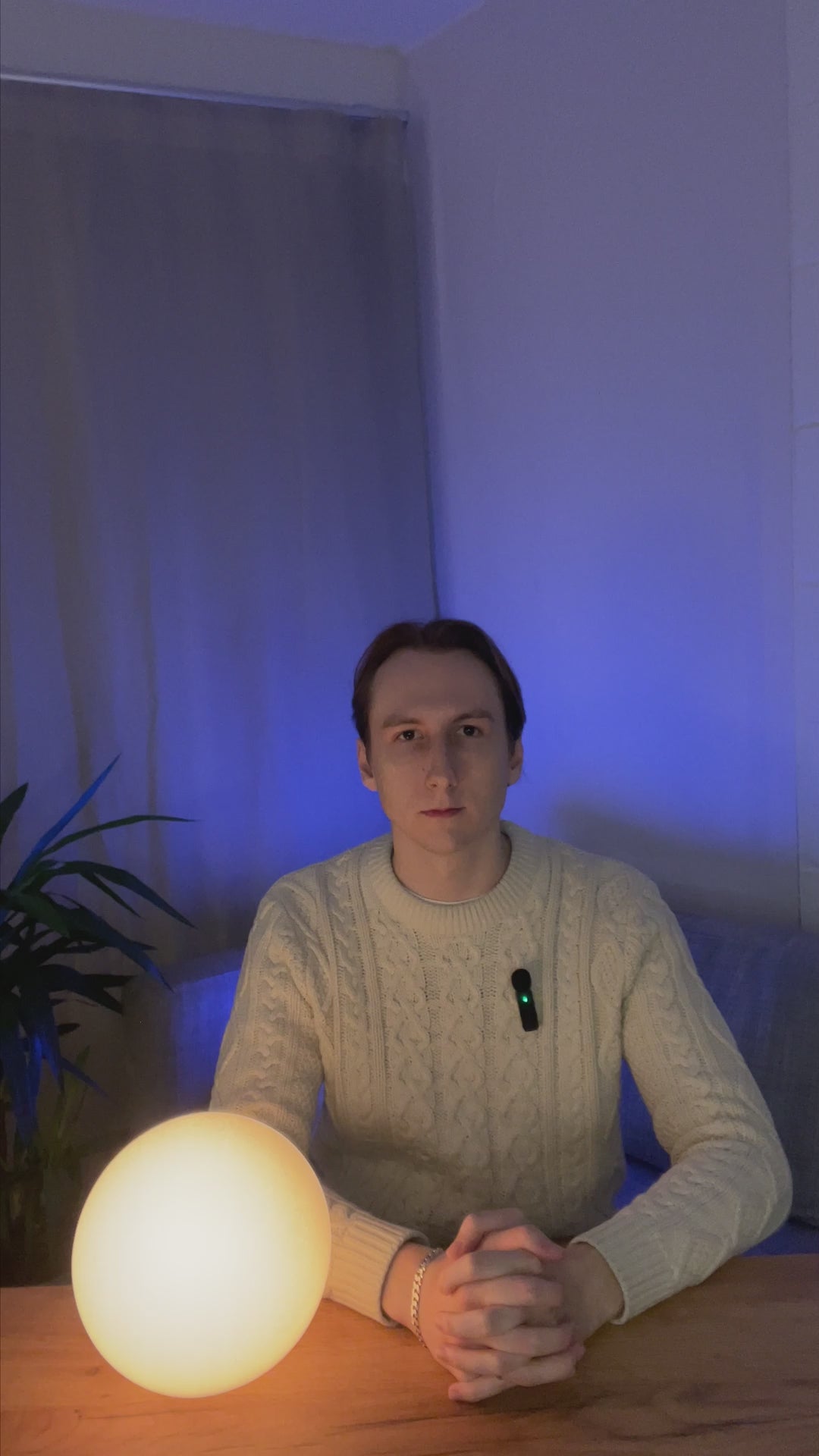 Załaduj film: budzik świetlny